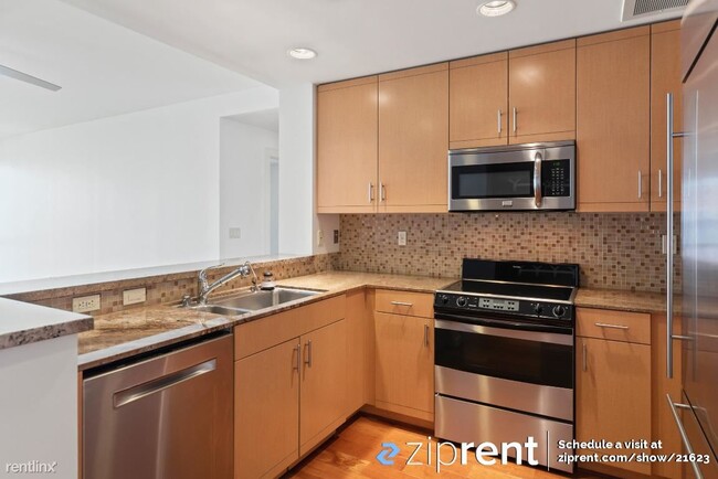 Building Photo - 2 br, 2 bath Condo - 255 Berry Street, San...