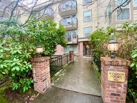 Building Photo - Windsor Court Condominiums ~ Lower Queen Anne