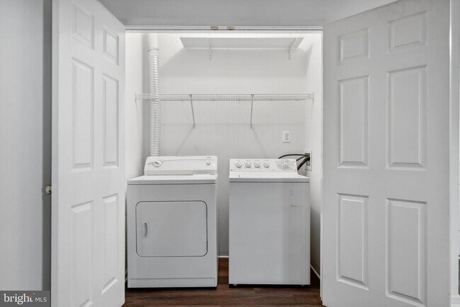 Building Photo - 4175 Vernoy Hills Rd