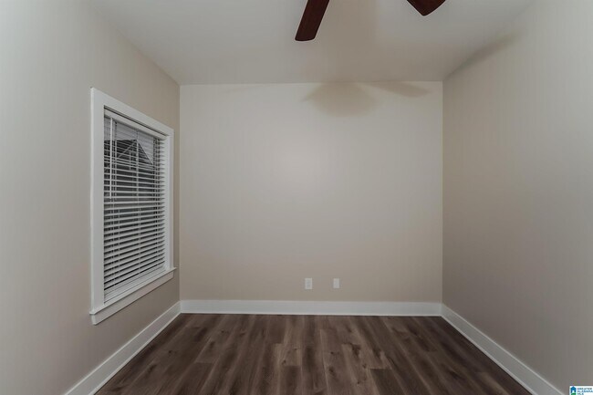 Building Photo - 6025 Kelly Creek Cir