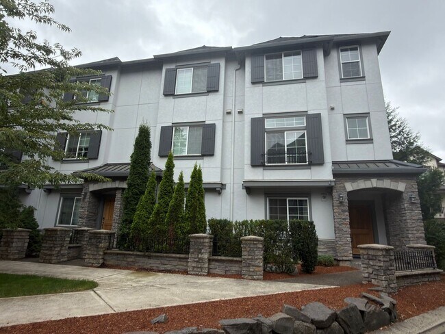 Building Photo - 28521 SW Orleans Ave