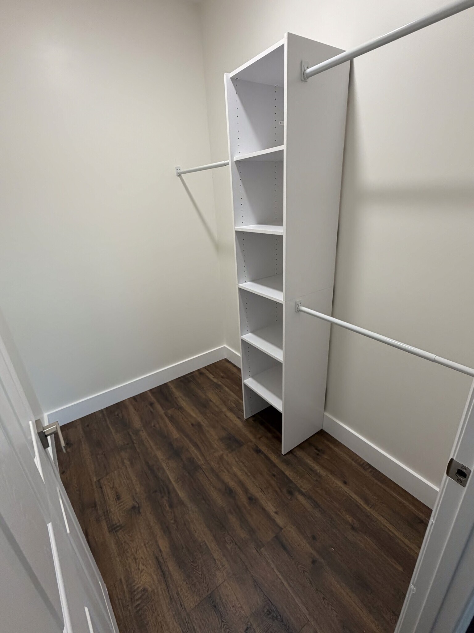 Building Photo - 1413 Woodbine Ave