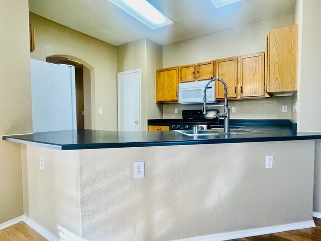 Building Photo - Stunning Single Story, 3 Home with Open Floor Plan on Cul-de-sac