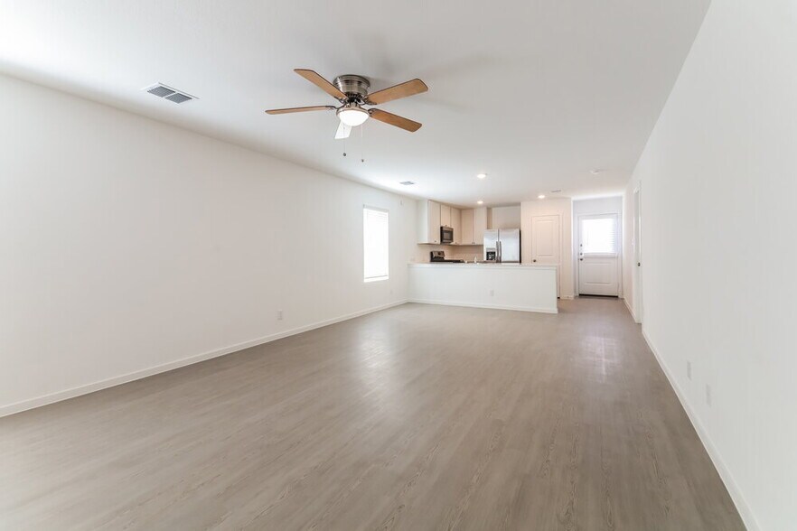 Building Photo - 1229 Canyon Wren Dr