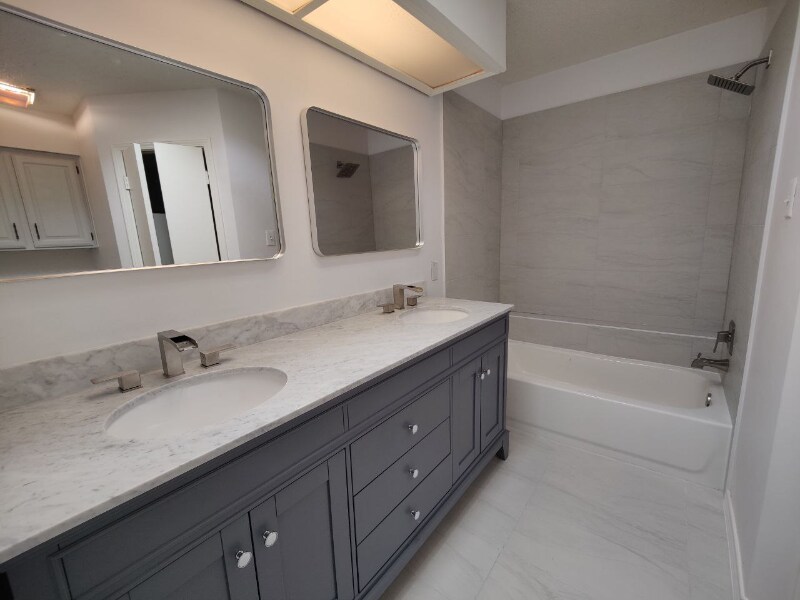 Building Photo - 2833 Monet Pl