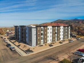 Building Photo - Harding Ave Lofts