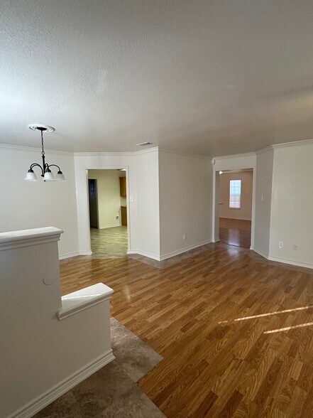 Building Photo - 1520 Indian Trl