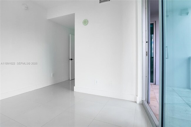 Building Photo - 888 Biscayne Blvd