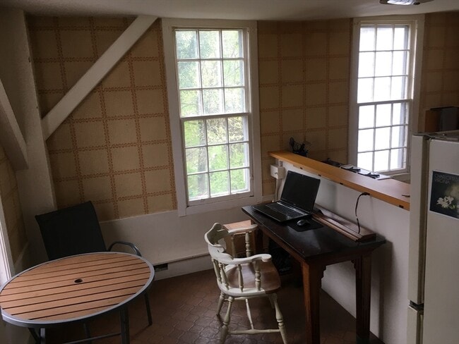 Building Photo - 21 Leyden St