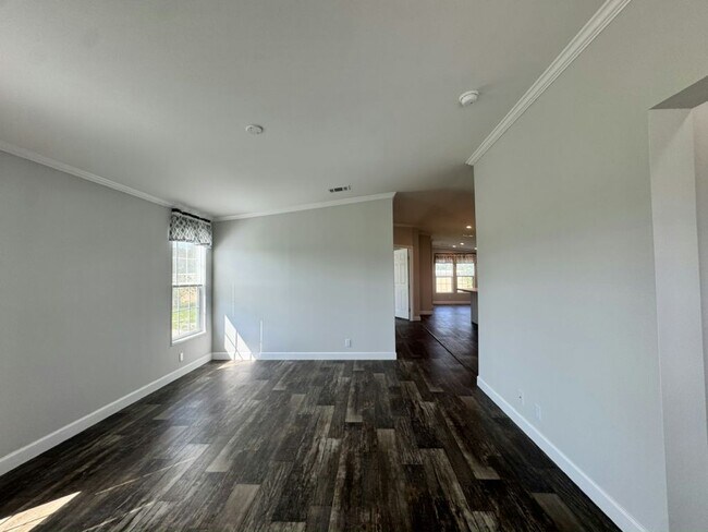 Building Photo - 10796 SW 32nd Ave