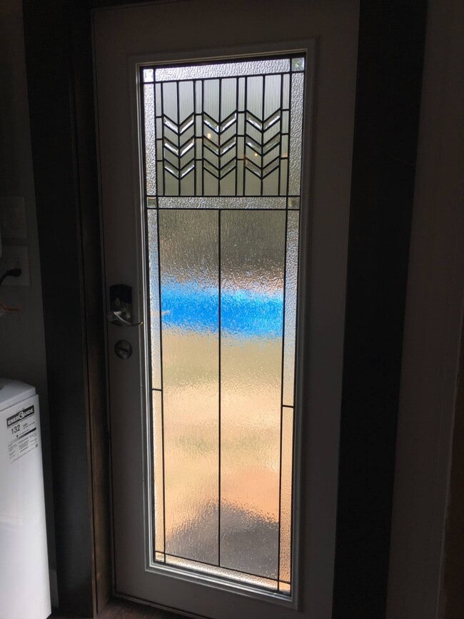 Building Photo - 362 Sunshine Ave