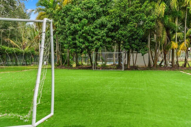 Building Photo - 14875 SW 212th St