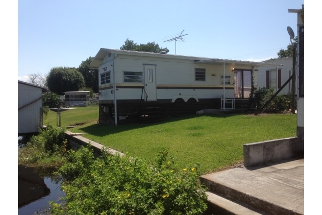 Building Photo - Treasure Isle Waterfront Mobile/RV Park