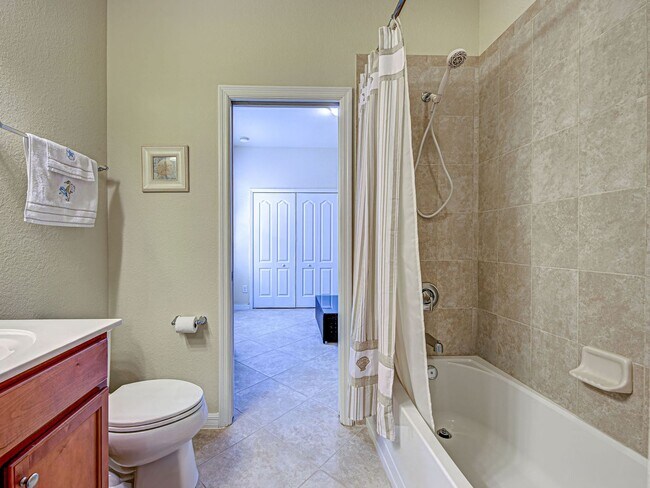 Building Photo - Stoneybrook at Venice; 4bd/2ba home