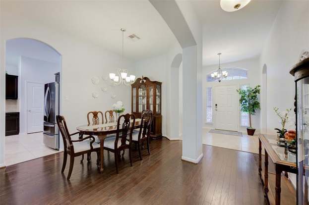 Building Photo - 127 Clearmont Pl