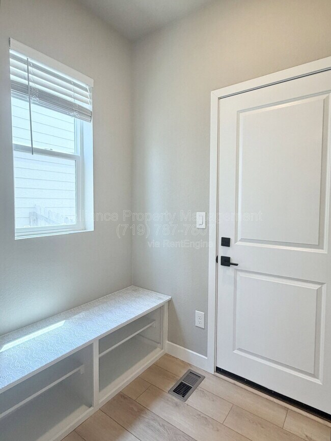 Building Photo - 11120 Anhinga Ct