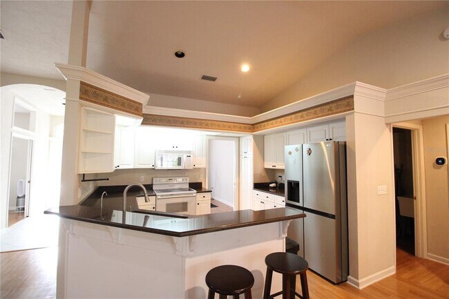 Building Photo - 5115 SW 105 Way