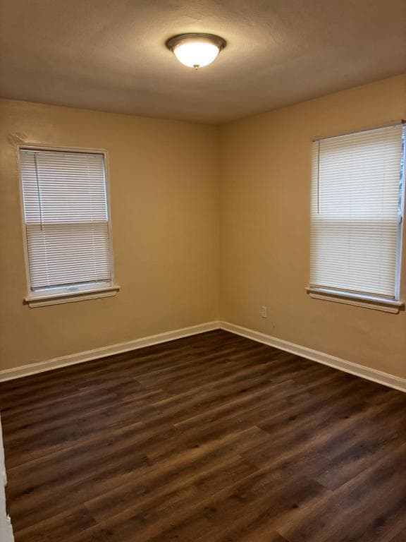 Building Photo - 9757 Lorna Ln