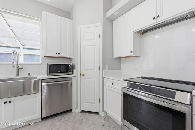 Building Photo - 8912 Shindler Crossing Dr