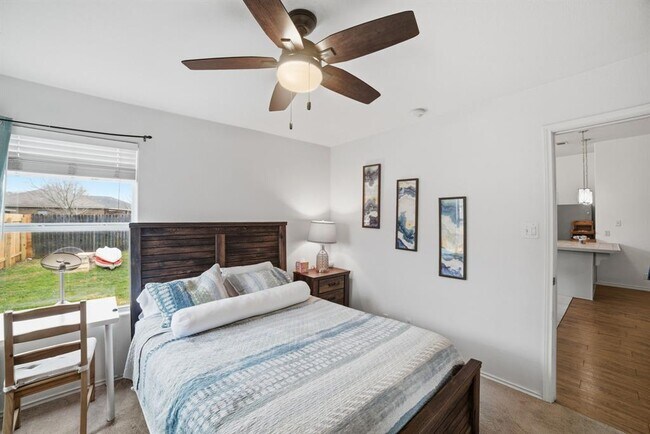 Building Photo - 411 Copper Ln