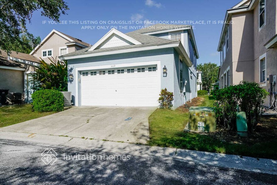 Building Photo - 5019 Bridgeway Ln