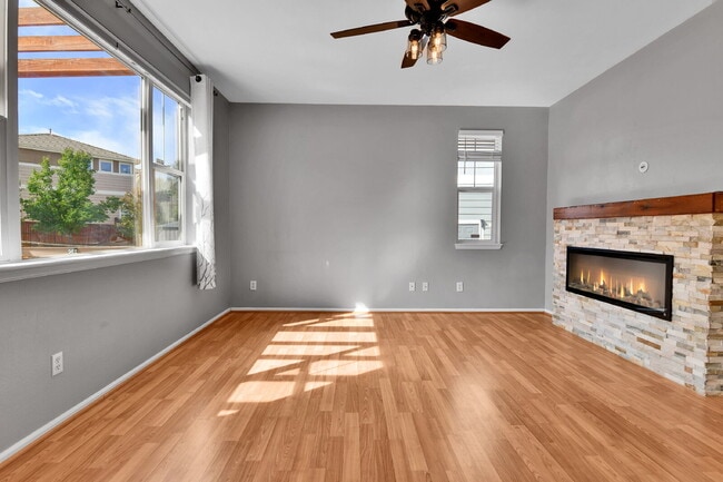 Building Photo - $2,995 - 4 Bed, 2.5 Bath Home in Parker wi...