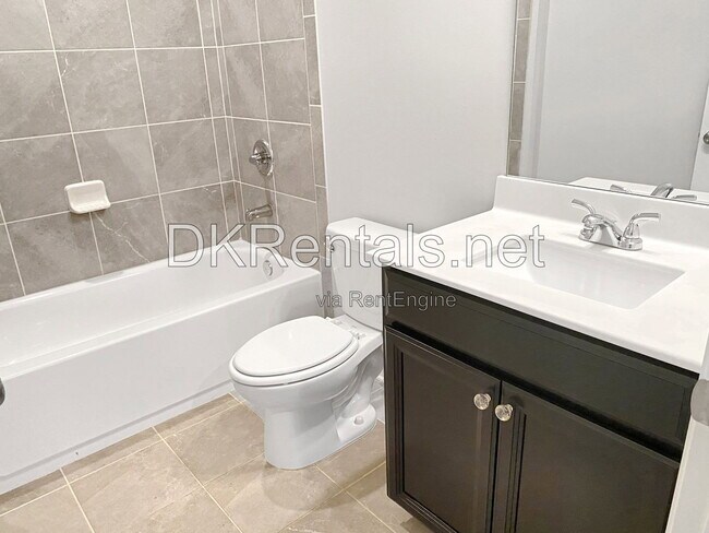 Building Photo - 582 Warrenton Run Dr