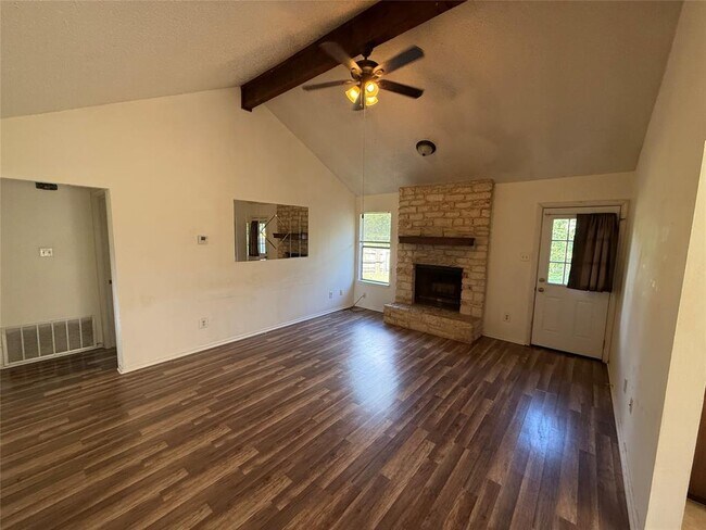 Building Photo - 16307 Framingham Cir