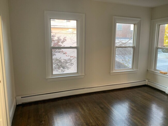 Building Photo - 38 Summer St