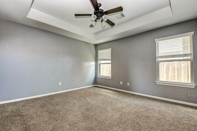 Building Photo - 27014 Henson Falls Dr