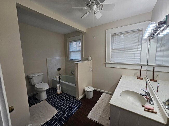 Building Photo - 245 Lindbergh Drive NE