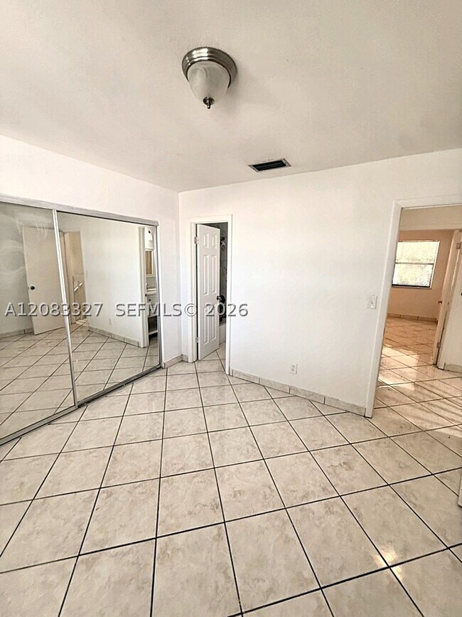 Building Photo - 10554 NW 3rd St