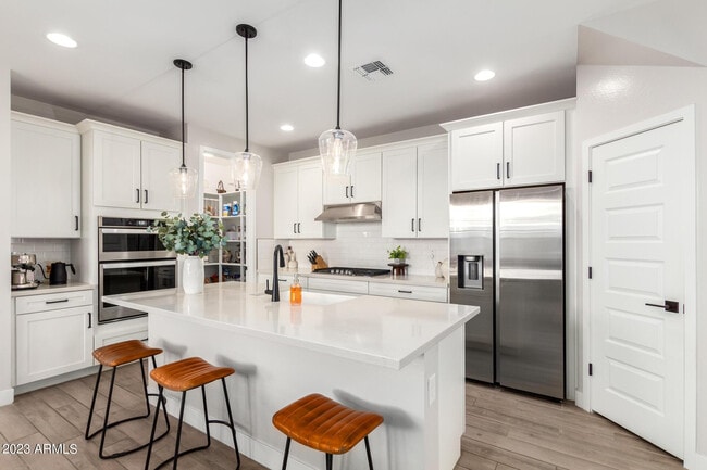 Building Photo - 2029 W Kinfield Trail