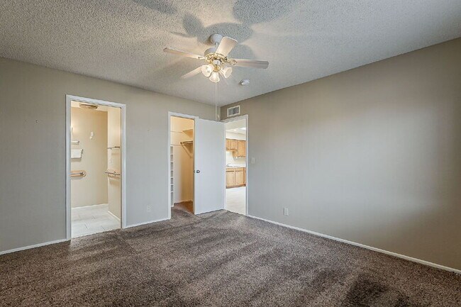 Building Photo - 4328 E Capri Ave