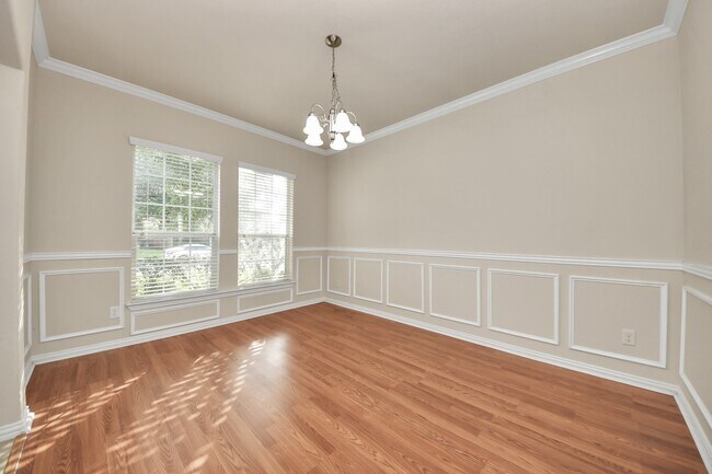 Building Photo - 24503 Hikers Bend Dr