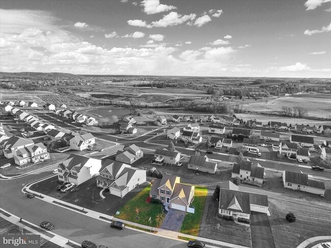 Building Photo - 158 McIntosh Ln