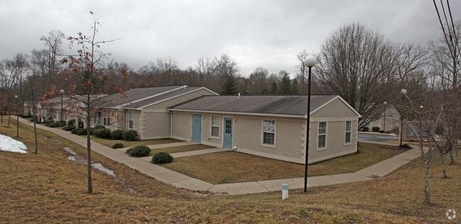 Building Photo - 101-301 Laurel Creek Rd