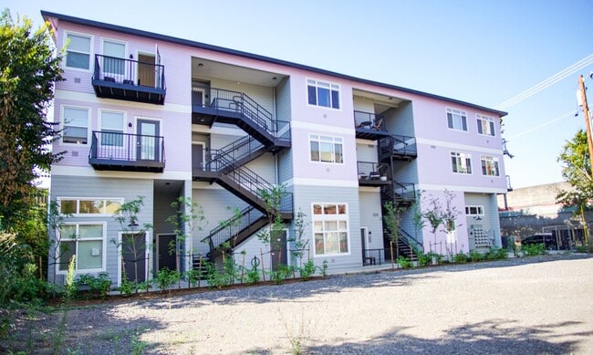 Building Photo - APP FEE SPECIAL: Spacious 1-Bedroom w/Condo-Grade Finishes + Balcony!
