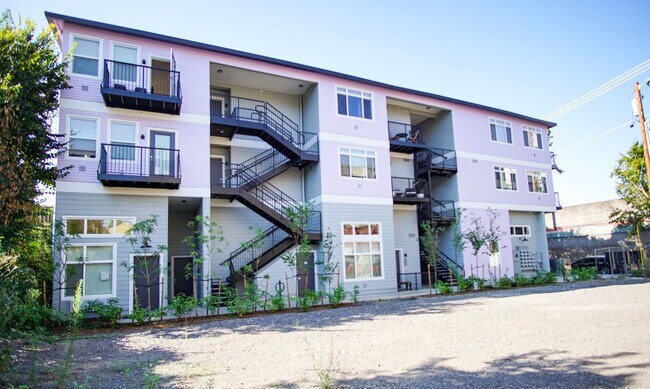 Building Photo - Spacious 1-Bedroom w/Condo-Grade Finishes + Balcony!