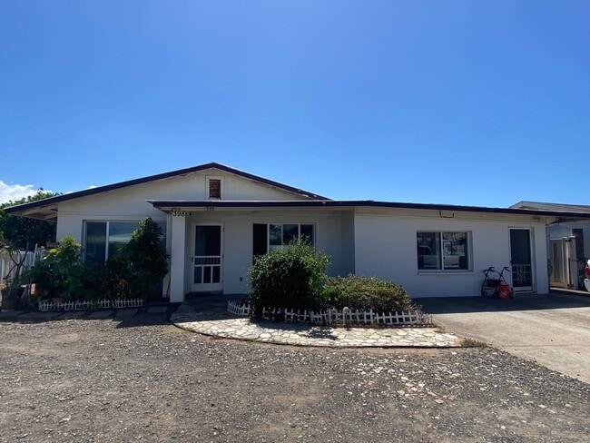 Building Photo - 398 Kanaloa Ave
