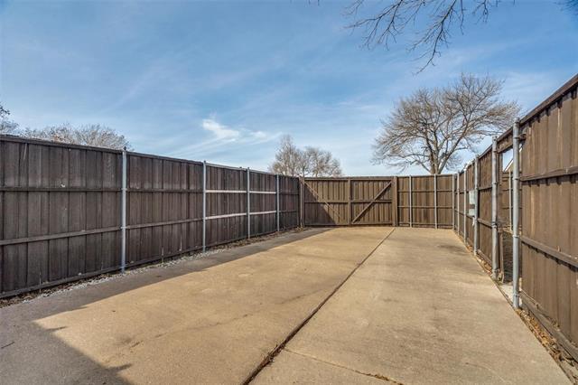 Building Photo - 1213 Bass Dr