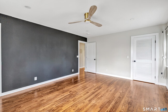 Building Photo - 245 Unquowa Rd