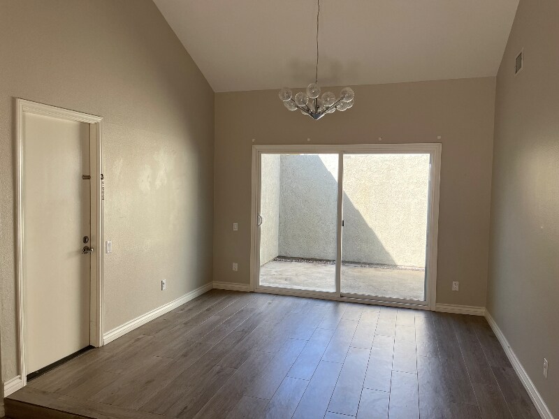 Building Photo - 40 Shearwater