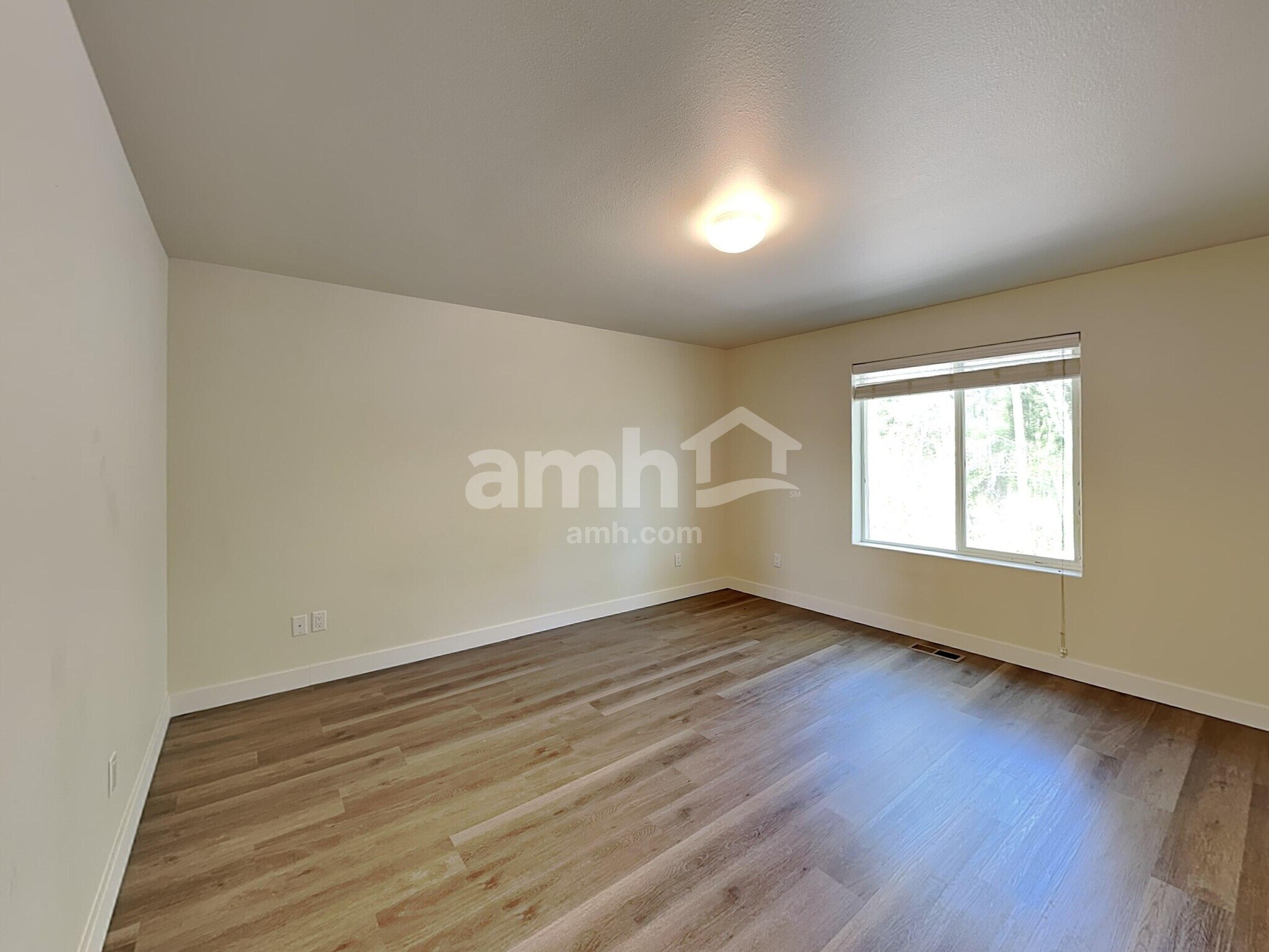 Building Photo - 1719 Blacktail Ln