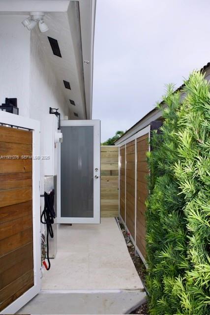 Building Photo - 16056 SW 66th Terrace