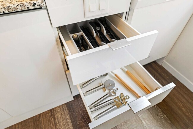 Building Photo - 309 Vine St