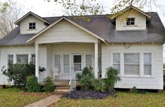 Building Photo - 2223 Co Rd 107