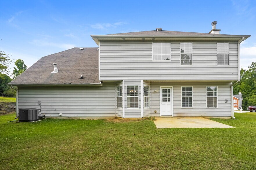 Building Photo - 2141 Silva Ct