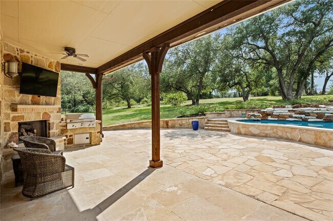 Building Photo - 571 Polo Club Dr