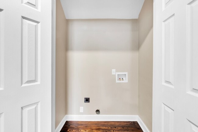 Building Photo - Fully Updated 3-Bed/1-Bath Memphis Home – Bright, Modern & Move-In Ready!